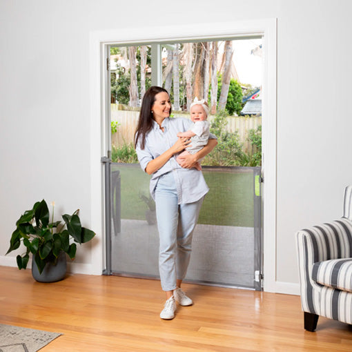 PUERTA DE SEGURIDAD RETRÁCTIL PARA NIÑOS 🤩👶🐶 ¡Garantiza la seguridad de tus pequeños y mascotas!